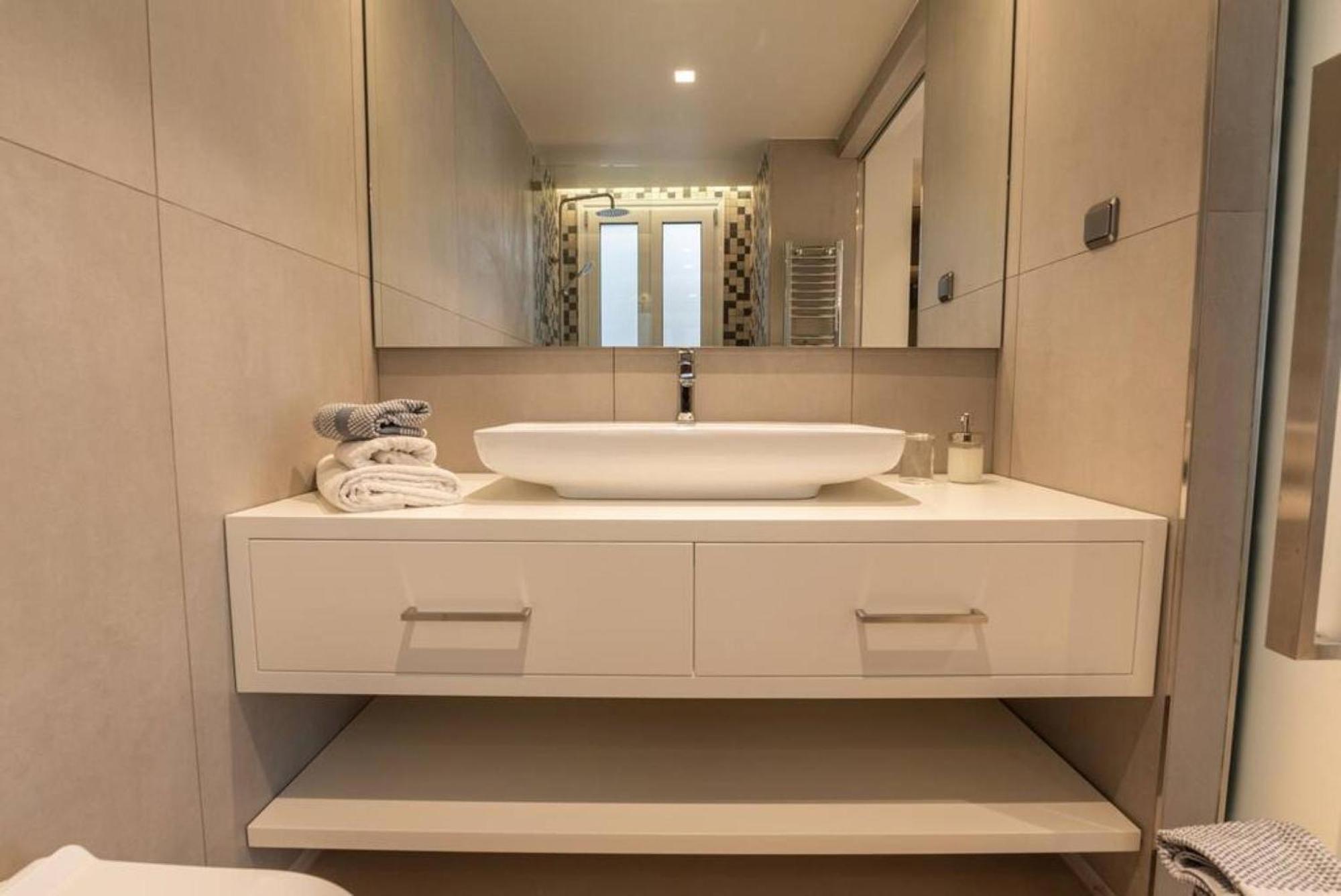 Luxurious Apartment In Acropolis Athén Kültér fotó