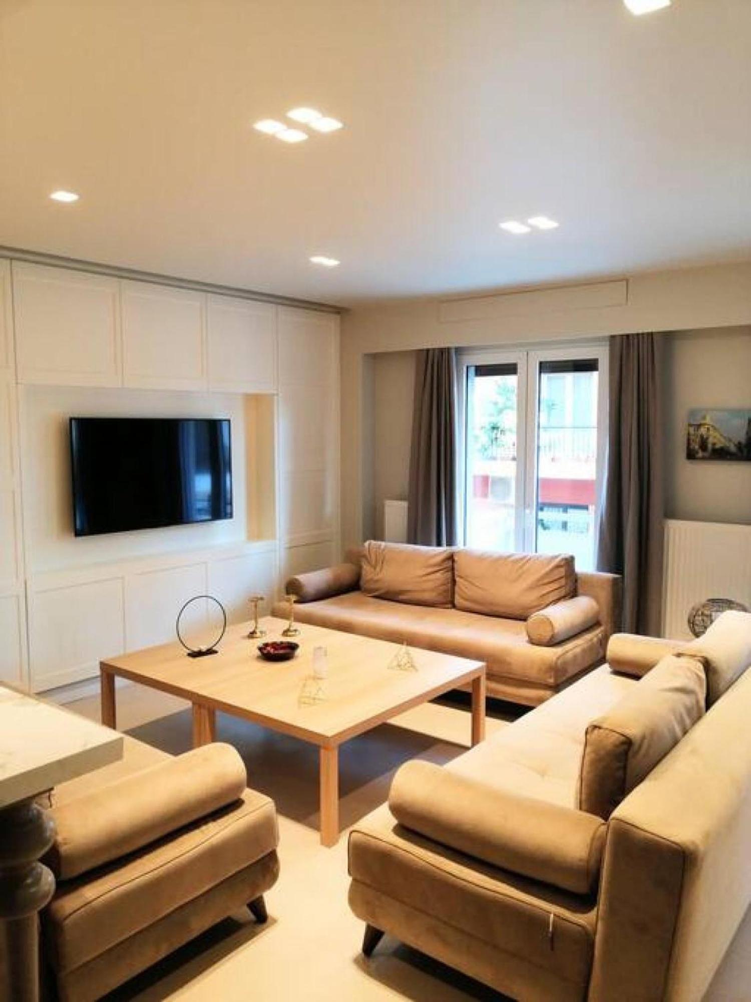 Luxurious Apartment In Acropolis Athén Kültér fotó